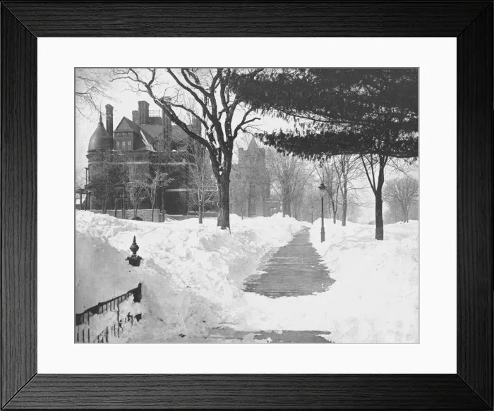 Framed Print : Summit Avenue in Winter, St Paul, Minnesota, USA, c1900. Creator: Unknown Framed Print : Summit Avenue in Winter, St Paul, Minnesota, USA, c1900. Creator: Unknown