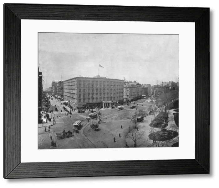 Framed Print : Fifth Avenue and Madison Square, New York, USA, c1900. Creator: Unknown Framed Print : Fifth Avenue and Madison Square, New York, USA, c1900. Creator: Unknown