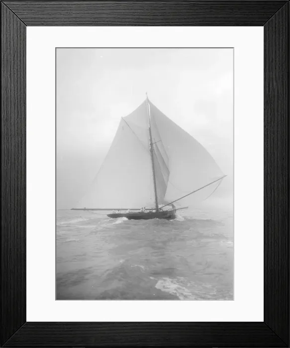 Framed Print : The gaff rigged cutter Bloodhound sailing downwind under spinnaker, August 1912 Framed Print : The gaff rigged cutter Bloodhound sailing downwind under spinnaker, August 1912
