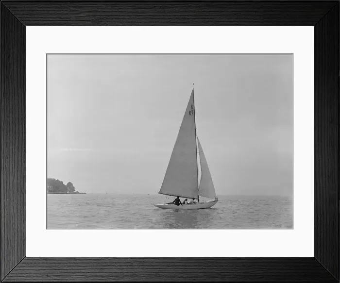 Framed Print : The 6 Metre Cni, 1921. Creator: Kirk & Sons of Cowes Framed Print : The 6 Metre Cni, 1921. Creator: Kirk & Sons of Cowes