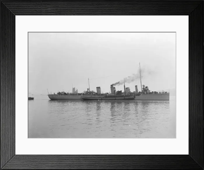 Framed Print : HMS Broke, 1914. Creator: Kirk & Sons of Cowes Framed Print : HMS Broke, 1914. Creator: Kirk & Sons of Cowes