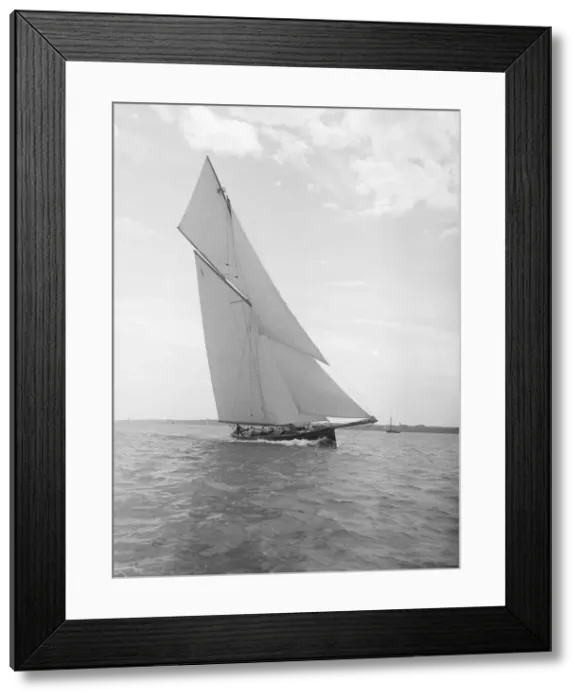 Framed Print : The gaff rigged cutter Bloodhound sailing close-hauled, 1911. Creator: Kirk & Sons of Cowes Framed Print : The gaff rigged cutter Bloodhound sailing close-hauled, 1911. Creator: Kirk & Sons of Cowes
