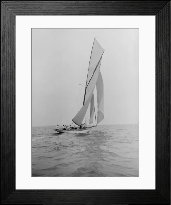 Framed Print : The International 10 Metre class sailing yacht Pampero, 1913. Creator: Kirk & Sons of Cowes Framed Print : The International 10 Metre class sailing yacht Pampero, 1913. Creator: Kirk & Sons of Cowes