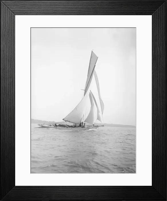 Framed Print : The 40-rater cutter Carina sailing on a reach, 1911. Creator: Kirk & Sons of Cowes Framed Print : The 40-rater cutter Carina sailing on a reach, 1911. Creator: Kirk & Sons of Cowes