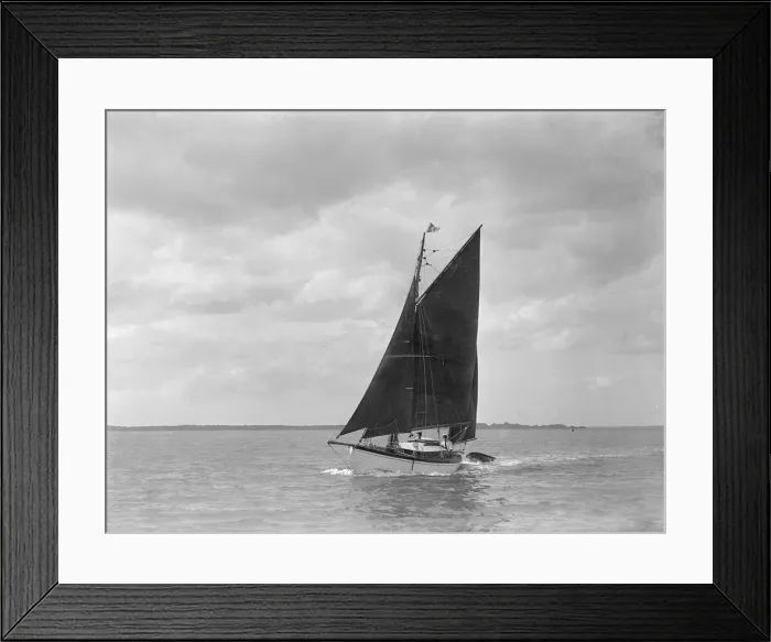 Framed Print : The 6 ton ketch Shona under sail, 1921. Creator: Kirk & Sons of Cowes Framed Print : The 6 ton ketch Shona under sail, 1921. Creator: Kirk & Sons of Cowes