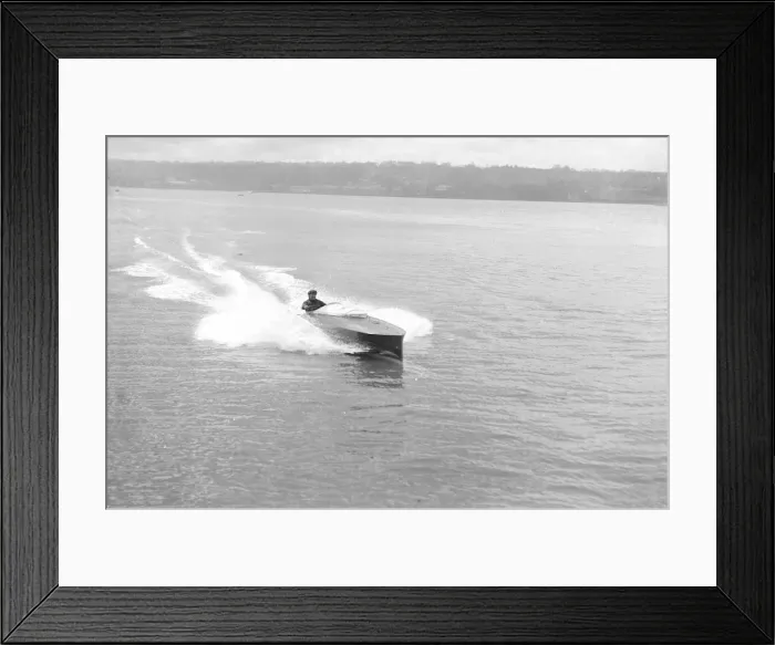 Framed Print : Power boat under way, 1914. Creator: Kirk & Sons of Cowes Framed Print : Power boat under way, 1914. Creator: Kirk & Sons of Cowes