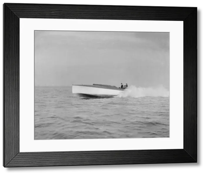 Framed Print : The 40 ft hydroplane Pioneer under way. Creator: Kirk & Sons of Cowes