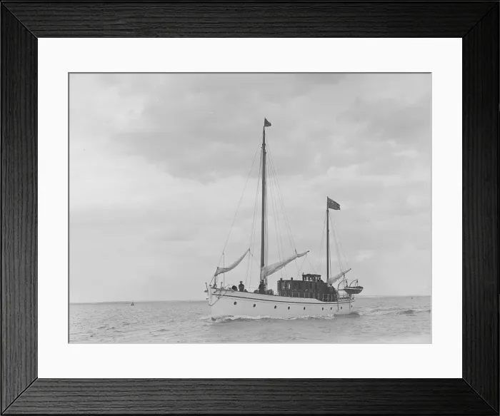 Framed Print : The 44 ton ketch Wayfarer, 1921. Creator: Kirk & Sons of Cowes Framed Print : The 44 ton ketch Wayfarer, 1921. Creator: Kirk & Sons of Cowes