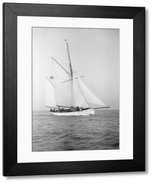 Framed Print : The 60 ft ketch Linth, 1912. Creator: Kirk & Sons of Cowes Framed Print : The 60 ft ketch Linth, 1912. Creator: Kirk & Sons of Cowes