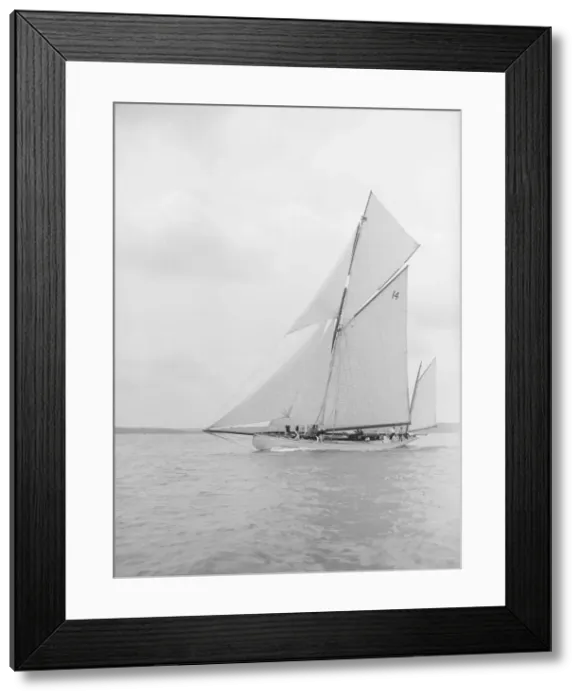 Framed Print : The yawl Celia under way, 1913. Creator: Kirk & Sons of Cowes Framed Print : The yawl Celia under way, 1913. Creator: Kirk & Sons of Cowes