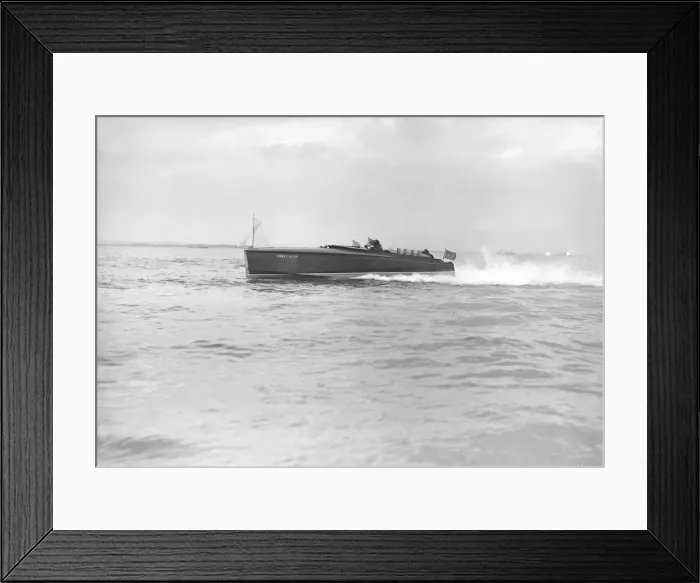 Framed Print : The American hydroplane Ankle Deep, 1913. Creator: Kirk & Sons of Cowes Framed Print : The American hydroplane Ankle Deep, 1913. Creator: Kirk & Sons of Cowes