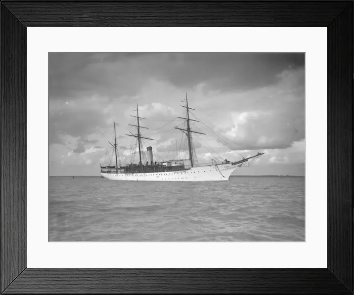 Framed Print : The steam yacht Niagara. Creator: Kirk & Sons of Cowes Framed Print : The steam yacht Niagara. Creator: Kirk & Sons of Cowes
