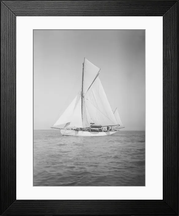 Framed Print : The yawl Suzanne under sail, 1911. Creator: Kirk & Sons of Cowes Framed Print : The yawl Suzanne under sail, 1911. Creator: Kirk & Sons of Cowes