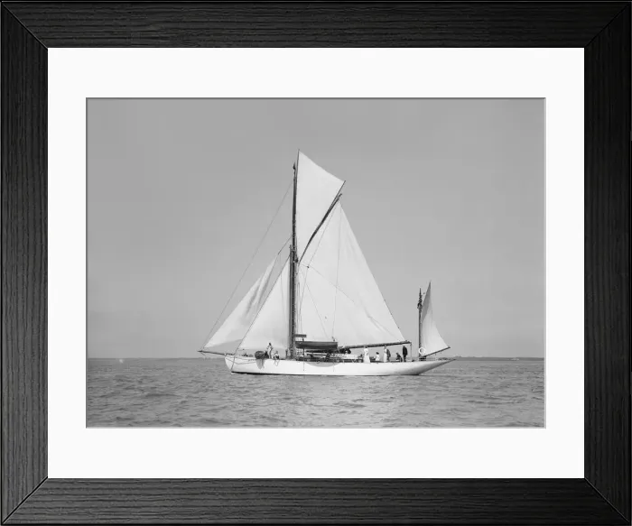 Framed Print : The yawl Suzanne under sail, 1911. Creator: Kirk & Sons of Cowes Framed Print : The yawl Suzanne under sail, 1911. Creator: Kirk & Sons of Cowes
