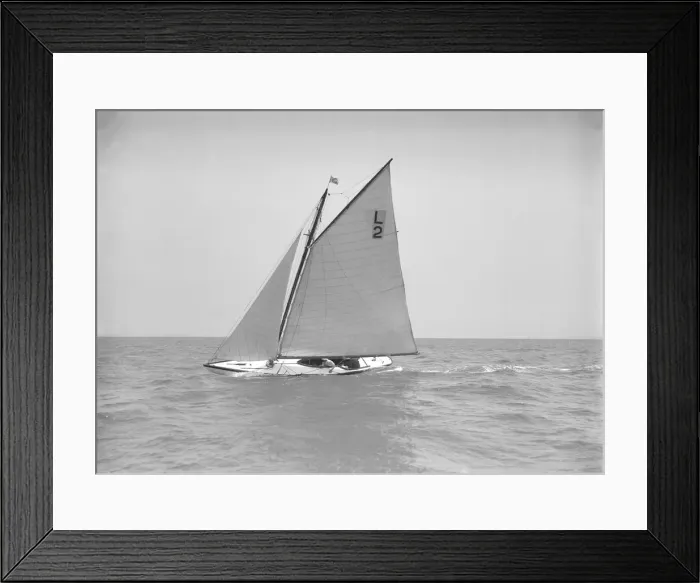Framed Print : The 6 Metre Correnzia close-hauled, 1911. Creator: Kirk & Sons of Cowes Framed Print : The 6 Metre Correnzia close-hauled, 1911. Creator: Kirk & Sons of Cowes