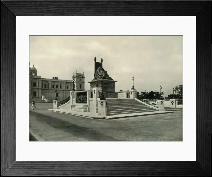 Framed Print : Statue of Queen Victoria in front of Victoria Memorial Hall, 1925. Creator: Unknown Framed Print : Statue of Queen Victoria in front of Victoria Memorial Hall, 1925. Creator: Unknown