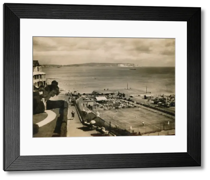 Framed Print : Bandstand & Tennnis Courts, Shanklin, I. W. c1920. Creator: Unknown Framed Print : Bandstand & Tennnis Courts, Shanklin, I. W. c1920. Creator: Unknown