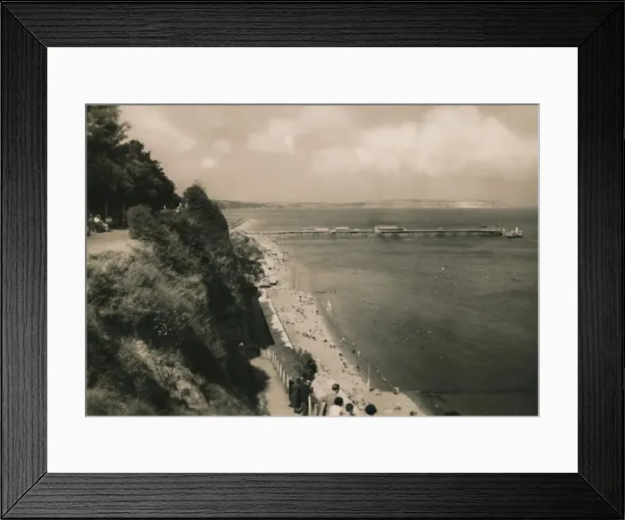 Framed Print : Shanklin, I. W. from Appley Steps, c1920. Creator: Unknown Framed Print : Shanklin, I. W. from Appley Steps, c1920. Creator: Unknown
