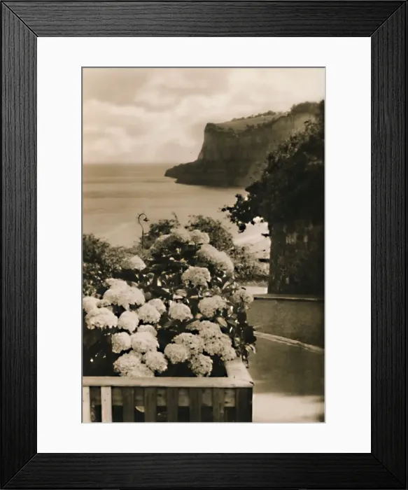 Framed Print : Old Shanklin Head, I. W. c1920. Creator: Unknown Framed Print : Old Shanklin Head, I. W. c1920. Creator: Unknown