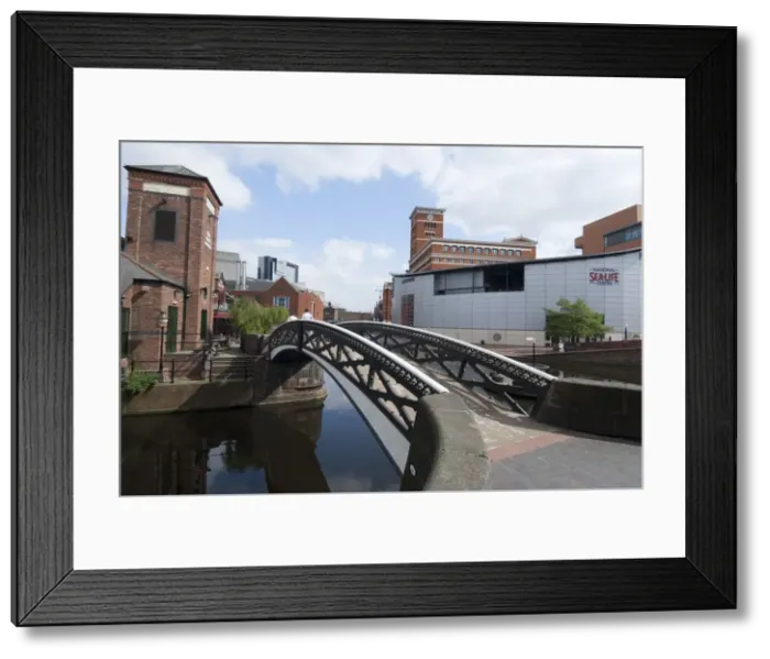 Framed Print : Birmingham, Canal nr Sea Life Centre, B ham, 2009. Creator: Ethel Davies Framed Print : Birmingham, Canal nr Sea Life Centre, B ham, 2009. Creator: Ethel Davies