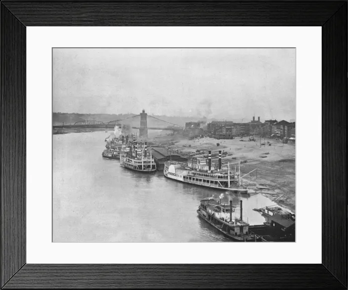 Framed Print : River Front, Cincinnati, Ohio, USA, c1900. Creator: Unknown Framed Print : River Front, Cincinnati, Ohio, USA, c1900. Creator: Unknown