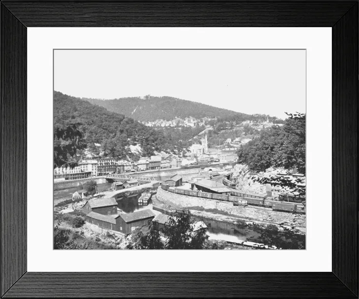 Framed Print : Mauch Chunk, Pennsylvania, showing Mount Pisgah, USA, c1900. Creator: Unknown Framed Print : Mauch Chunk, Pennsylvania, showing Mount Pisgah, USA, c1900. Creator: Unknown