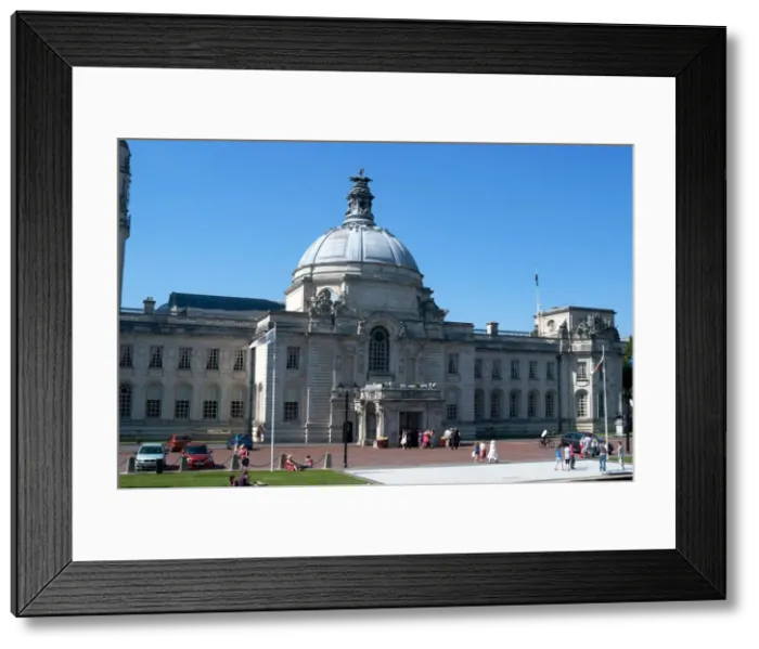 Framed Print : Cardiff City Hall, 2009. Creator: Ethel Davies Framed Print : Cardiff City Hall, 2009. Creator: Ethel Davies