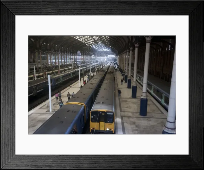Framed Print : Liverpool St Station, 2009. Creator: Ethel Davies Framed Print : Liverpool St Station, 2009. Creator: Ethel Davies
