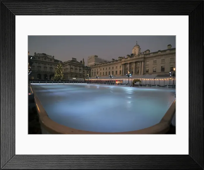 Framed Print : Somerset House, 2007. Creator: Ethel Davies Framed Print : Somerset House, 2007. Creator: Ethel Davies