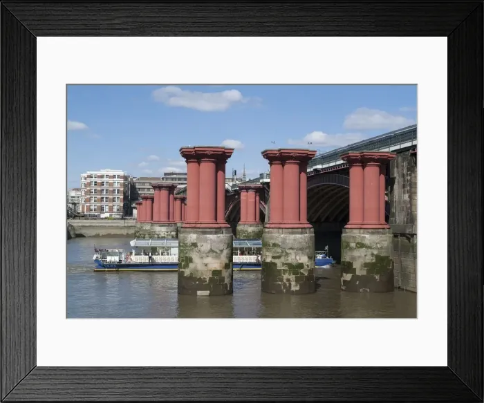 Framed Print : Blackfriars Bridge, 2006. Creator: Ethel Davies Framed Print : Blackfriars Bridge, 2006. Creator: Ethel Davies