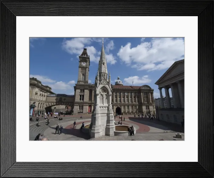 Framed Print : Birmingham, nr Town Hall, B ham, 2009. Creator: Ethel Davies Framed Print : Birmingham, nr Town Hall, B ham, 2009. Creator: Ethel Davies