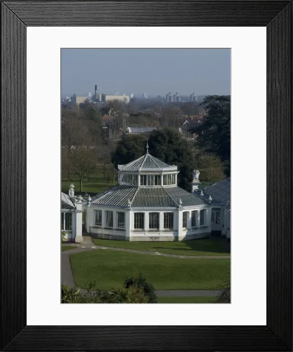 Framed Print : Kew Gardens, 2009. Creator: Ethel Davies