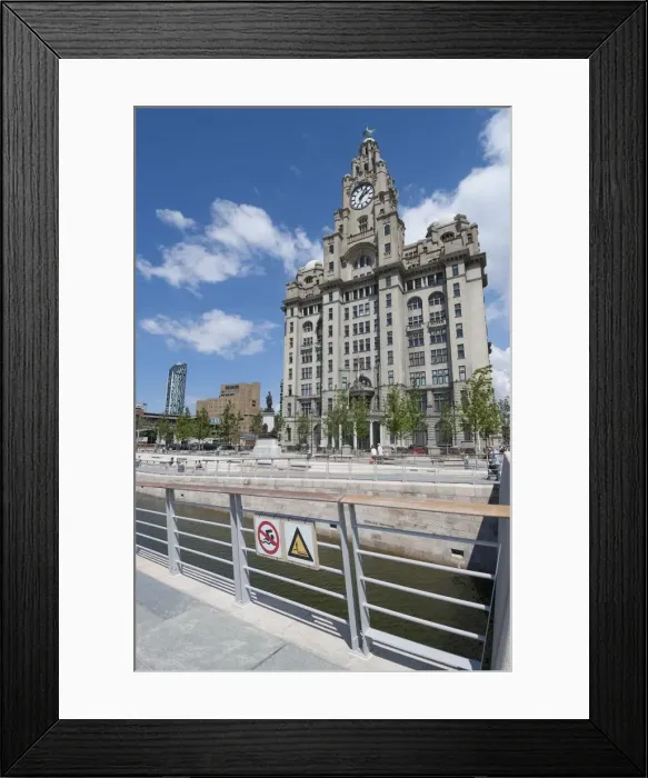 Framed Print : UK, Liverpool, Liver Bldg, 2009. Creator: Ethel Davies Framed Print : UK, Liverpool, Liver Bldg, 2009. Creator: Ethel Davies