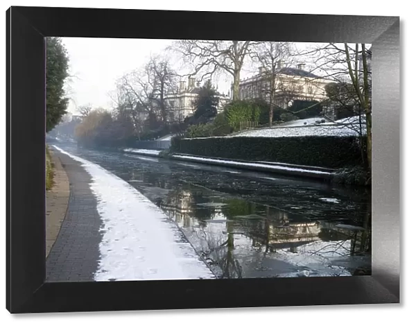 Regents Canal, 23  /  12  /  09, 10: 41: 00. Creator: Ethel Davies