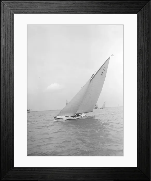 Framed Print : The 6 Metre Cynthia sailing upwind, 1912. Creator: Kirk & Sons of Cowes Framed Print : The 6 Metre Cynthia sailing upwind, 1912. Creator: Kirk & Sons of Cowes