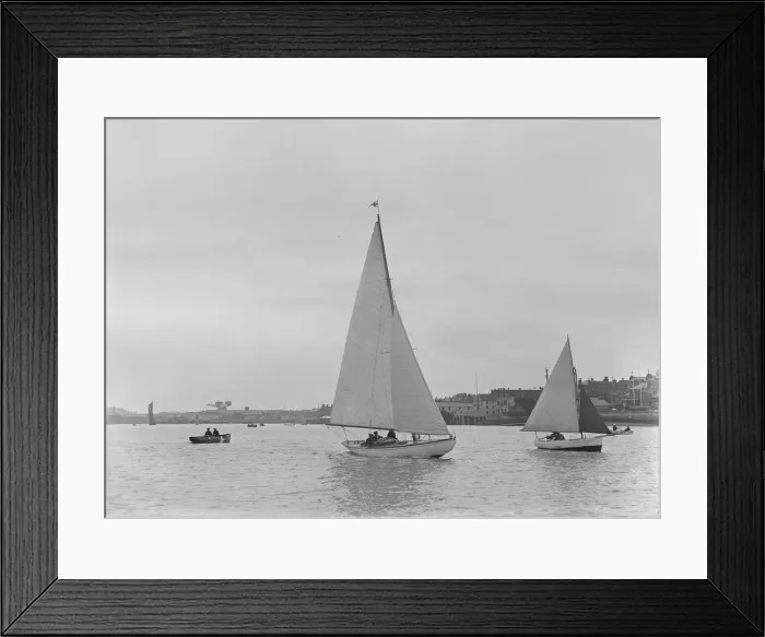 Framed Print : A 5 ton sloop, possibly Armonelle, under sail, 1921. Creator: Kirk & Sons of Cowes Framed Print : A 5 ton sloop, possibly Armonelle, under sail, 1921. Creator: Kirk & Sons of Cowes