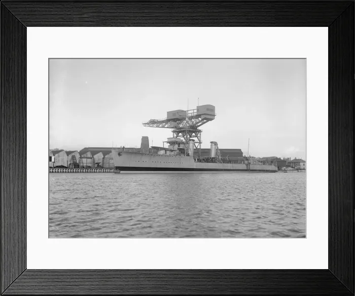 Framed Print : The 1st Argentine Destroyer Mendoza built by J Samuel White & Co in Cowes Framed Print : The 1st Argentine Destroyer Mendoza built by J Samuel White & Co in Cowes