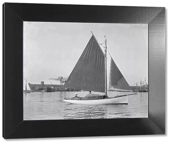 Mr Spencers sailing boat, 1921. Creator: Kirk & Sons of Cowes