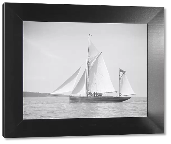 The ketch Apache under sail, 1911. Creator: Kirk & Sons of Cowes