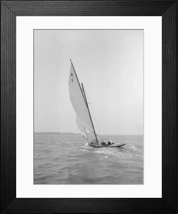 Framed Print : The 7 Metre class yacht Ithman, 1911. Creator: Kirk & Sons of Cowes Framed Print : The 7 Metre class yacht Ithman, 1911. Creator: Kirk & Sons of Cowes