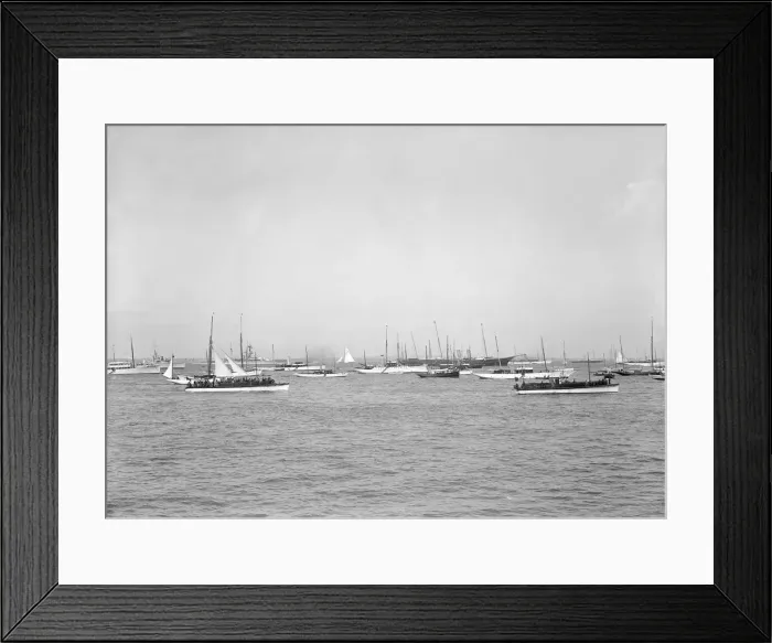 Framed Print : Cowes Roadstead, 1925. Creator: Kirk & Sons of Cowes Framed Print : Cowes Roadstead, 1925. Creator: Kirk & Sons of Cowes