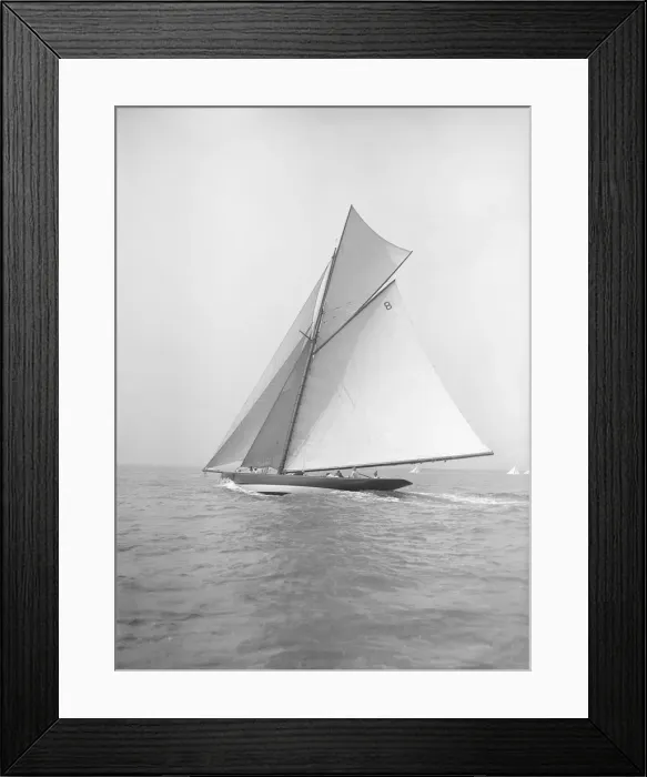 Framed Print : The 45 ton cutter Varia under sail, 1911. Creator: Kirk & Sons of Cowes Framed Print : The 45 ton cutter Varia under sail, 1911. Creator: Kirk & Sons of Cowes