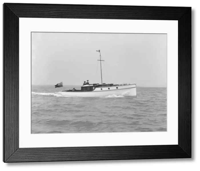 Framed Print : Motor yacht Stella Maris under way, 1914. Creator: Kirk & Sons of Cowes Framed Print : Motor yacht Stella Maris under way, 1914. Creator: Kirk & Sons of Cowes