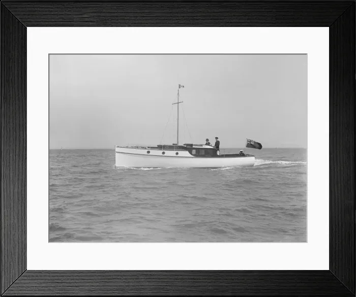 Framed Print : Motor yacht Stella Maris under way, 1914. Creator: Kirk & Sons of Cowes Framed Print : Motor yacht Stella Maris under way, 1914. Creator: Kirk & Sons of Cowes
