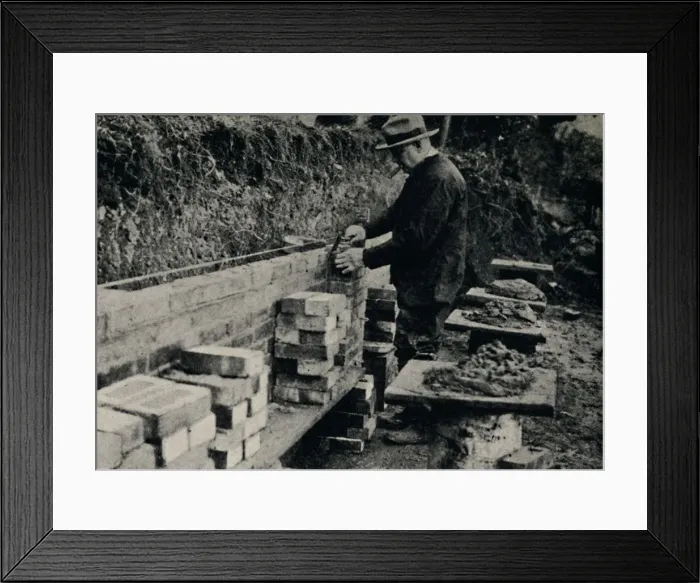 Framed Print : Leisure Moments at Westerham, c1930s, (1945). Creator: Unknown Framed Print : Leisure Moments at Westerham, c1930s, (1945). Creator: Unknown