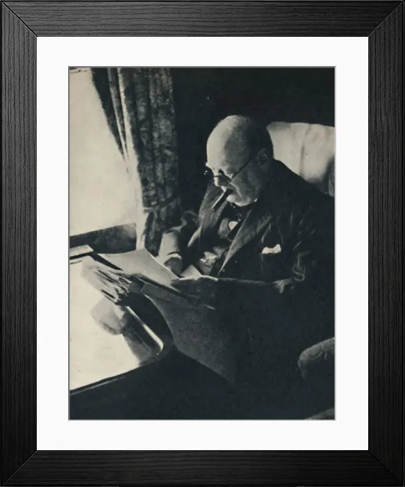 Framed Print : Travelling Round Britain, 1940s, (1945). Creator: Unknown Framed Print : Travelling Round Britain, 1940s, (1945). Creator: Unknown