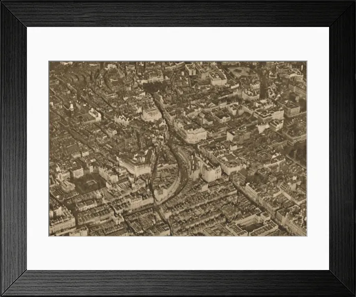 Framed Print : Central London From Burlington House To Trafalgar House As The Aircraft Sees It, c1935 Framed Print : Central London From Burlington House To Trafalgar House As The Aircraft Sees It, c1935