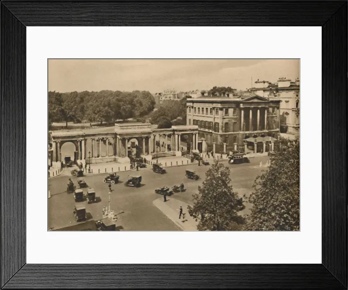 Framed Print : Hyde Park Corner With The Triple Archway Leading To The Royal Park Showing Apsley House, c1935 Framed Print : Hyde Park Corner With The Triple Archway Leading To The Royal Park Showing Apsley House, c1935