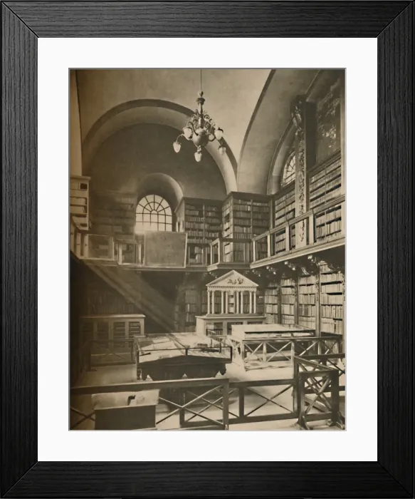 Framed Print : Library of St. Pauls Cathedral Up In The Western Transept, c1935. Creator: Unknown Framed Print : Library of St. Pauls Cathedral Up In The Western Transept, c1935. Creator: Unknown