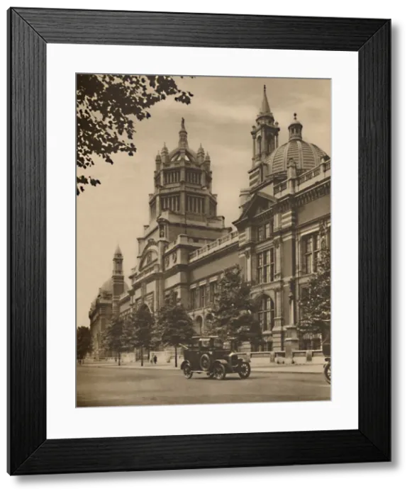 Framed Print : Facade of the Victoria and Albert Museum In Cromwell Road, c1935. Creator: Donald McLeish Framed Print : Facade of the Victoria and Albert Museum In Cromwell Road, c1935. Creator: Donald McLeish